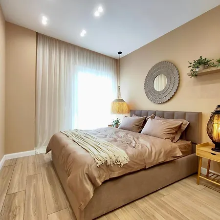 Free Parking Apartment