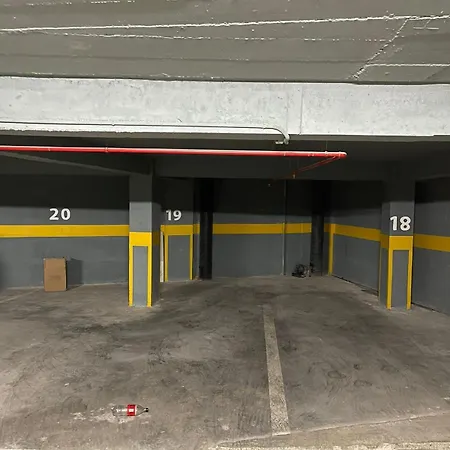 Free Parking Apartman