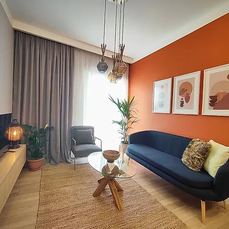 Apartment Free Parking